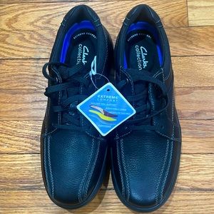 New Clarks Collection Extreme Comfort pair of shoes.